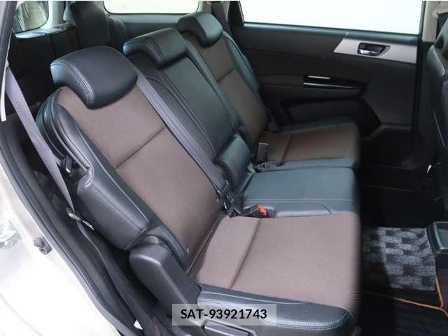 Subaru EXIGA CROSSOVER 2016-03 8365871-5