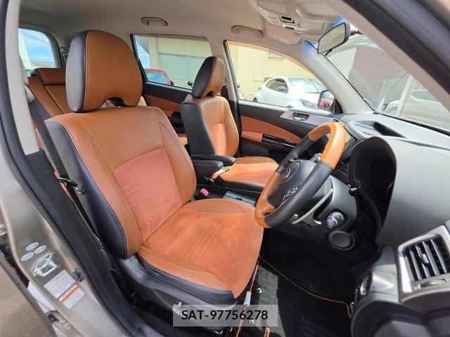 Subaru EXIGA CROSSOVER 2015-10 8412346-9