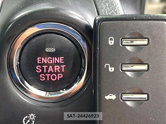 Subaru EXIGA CROSSOVER 2015-08 8438108-8