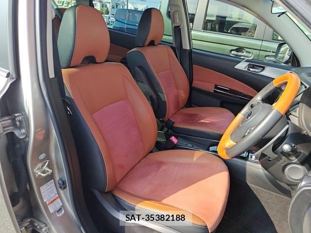 Subaru EXIGA CROSSOVER 2017-02 8659025-18