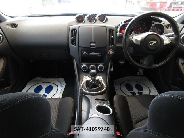 Nissan FAIRLADY Z 2014-08 1167492-12