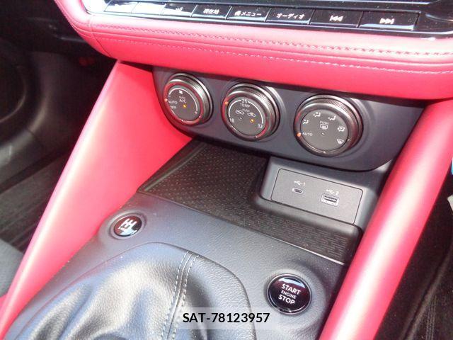 Nissan FAIRLADY Z 2024-09 1220909-16