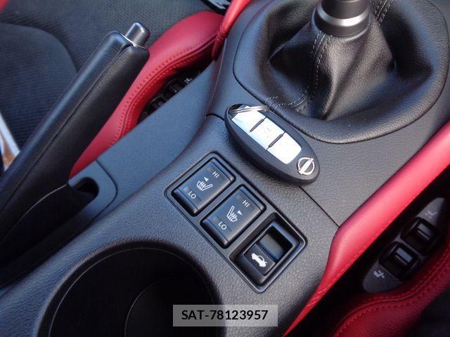 Nissan FAIRLADY Z 2024-09 1220909-18