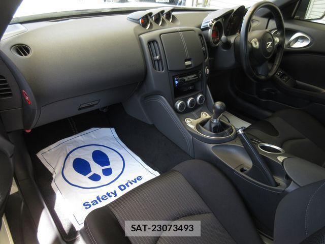 Nissan FAIRLADY Z 2015-08 1312841-9