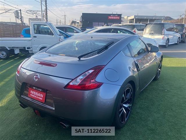 Nissan FAIRLADY Z 2021-03 3832576-1
