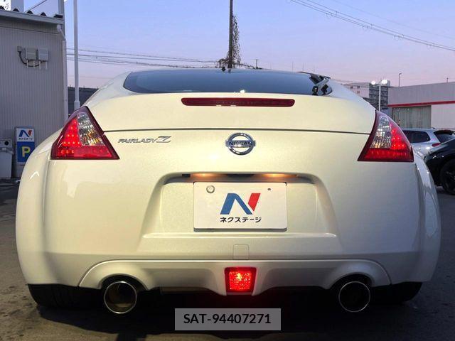 Nissan FAIRLADY Z 2017-02 3934098-14