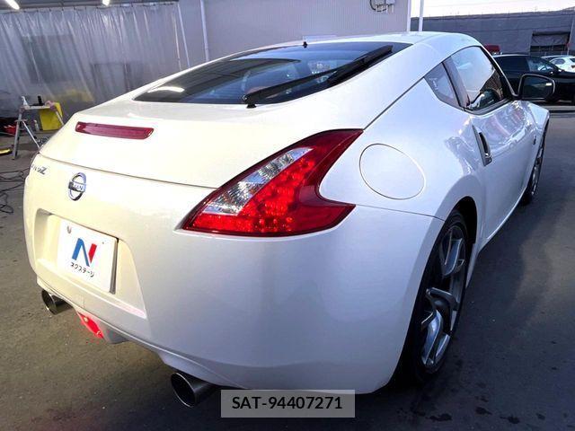 Nissan FAIRLADY Z 2017-02 3934098-16
