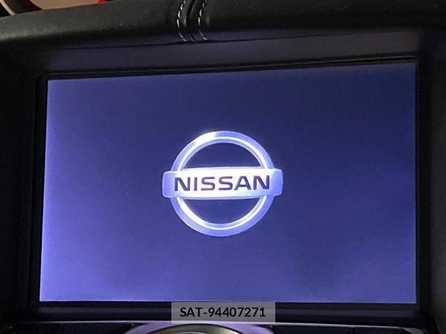 Nissan FAIRLADY Z 2017-02 3934098-5