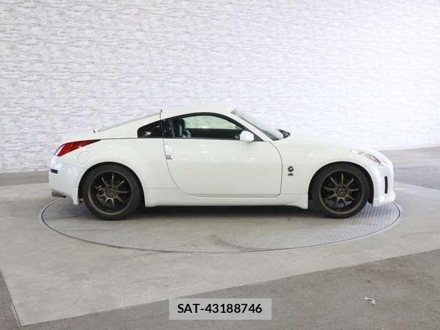 Nissan FAIRLADY Z 2003-01 4370750-12