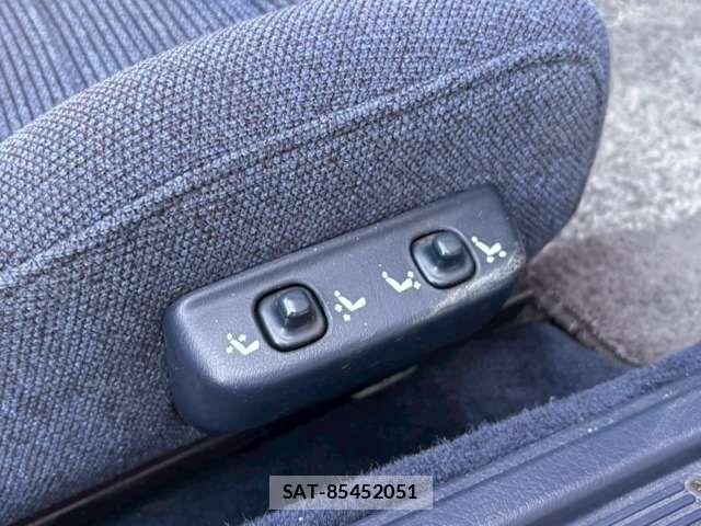 Nissan FAIRLADY Z 1990-08 5867502-6