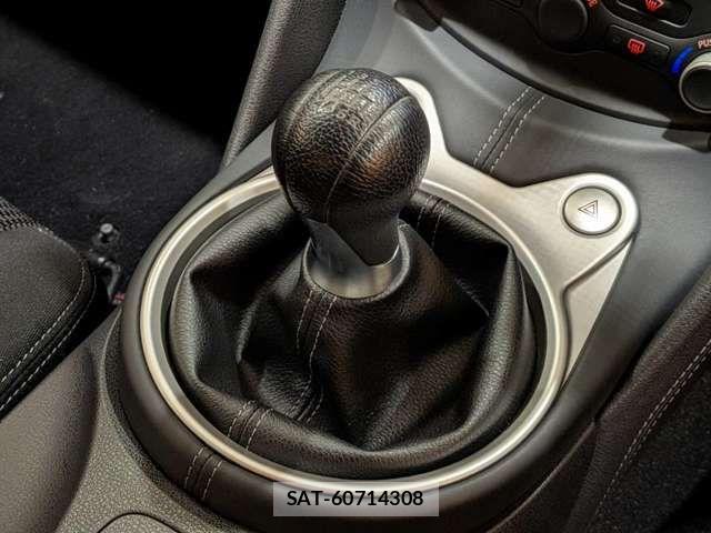 Nissan FAIRLADY Z 2011-01 6243961-9