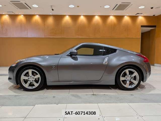 Nissan FAIRLADY Z 2011-01 6243961-12