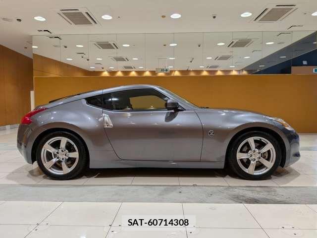 Nissan FAIRLADY Z 2011-01 6243961-15