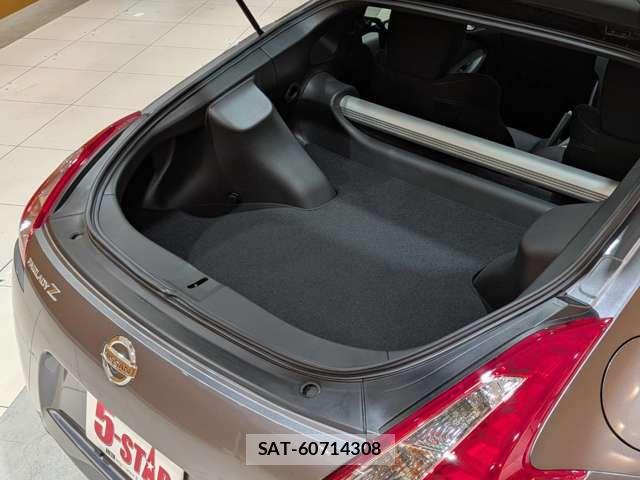 Nissan FAIRLADY Z 2011-01 6243961-8