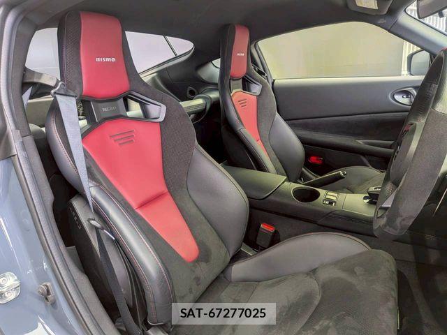 Nissan FAIRLADY Z 2024-10 6243957-23
