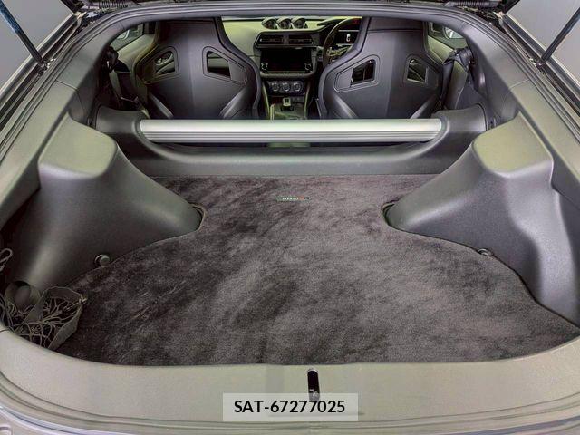 Nissan FAIRLADY Z 2024-10 6243957-25