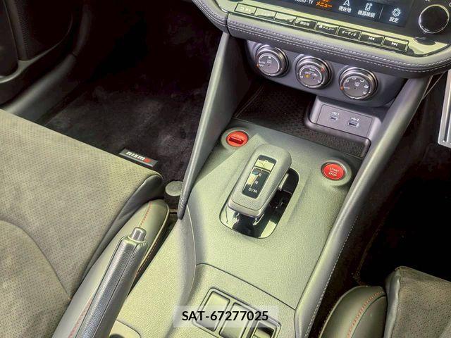Nissan FAIRLADY Z 2024-10 6243957-8