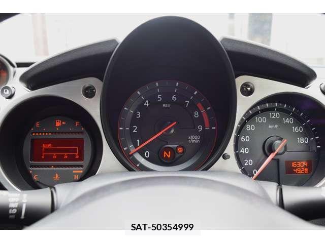 Nissan FAIRLADY Z 2021-04 6904989-12