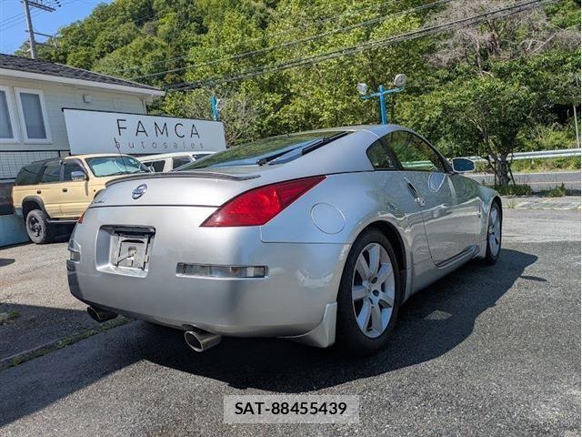 Nissan FAIRLADY Z 2003-01 6904990-2
