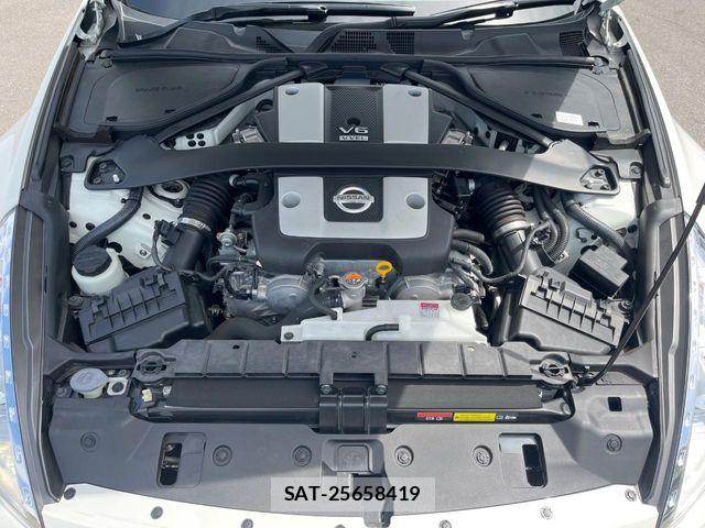 Nissan FAIRLADY Z 2013-09 7058494-19