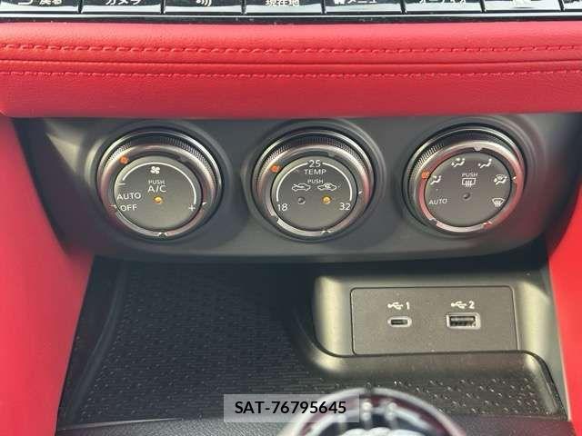 Nissan FAIRLADY Z 2025-01 7058490-19