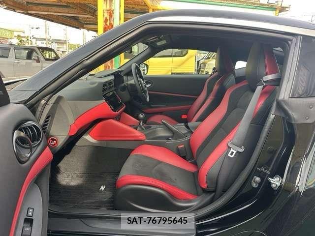 Nissan FAIRLADY Z 2025-01 7058490-4