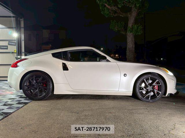 Nissan FAIRLADY Z 2013-03 7218379-11
