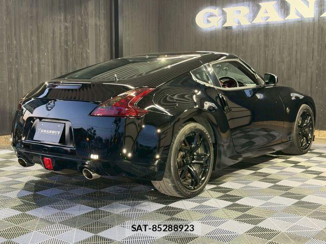 Nissan FAIRLADY Z 2009-01 7218378-14