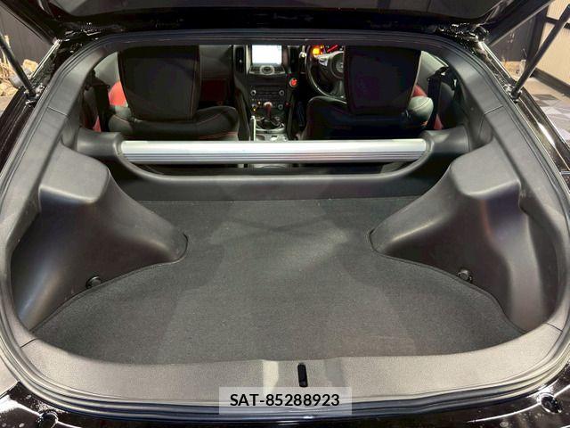 Nissan FAIRLADY Z 2009-01 7218378-15