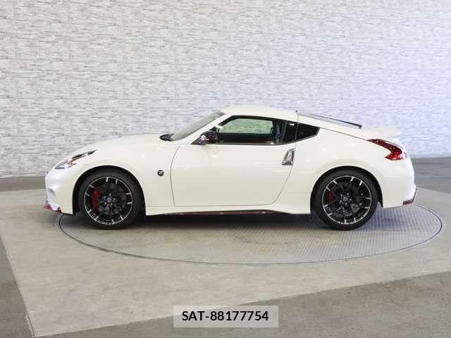 Nissan FAIRLADY Z 2021-03 7218383-12