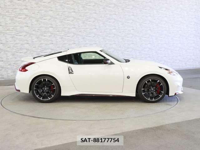 Nissan FAIRLADY Z 2021-03 7218383-13
