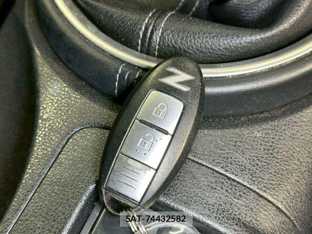 Nissan FAIRLADY Z 2012-01 7250762-8