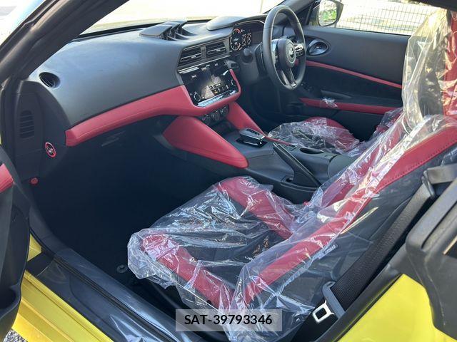 Nissan FAIRLADY Z 2025-01 7250760-13