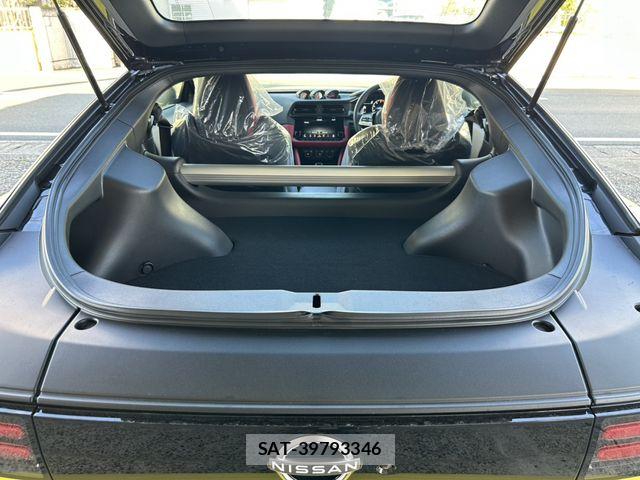 Nissan FAIRLADY Z 2025-01 7250760-16