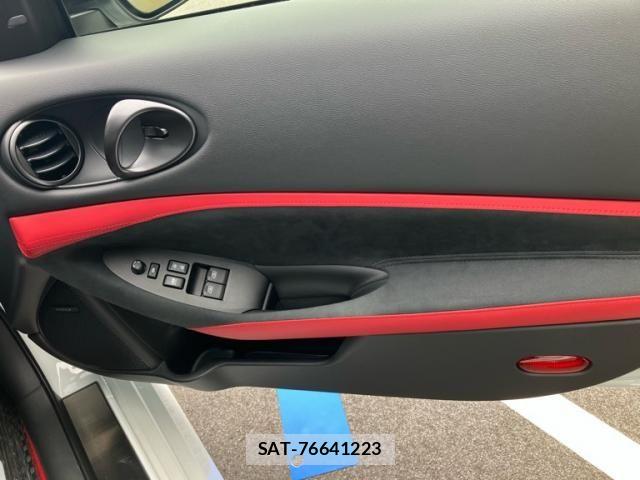 Nissan FAIRLADY Z 2025-02 7271874-11