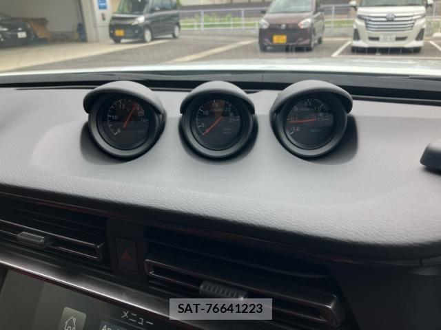 Nissan FAIRLADY Z 2025-02 7271874-15