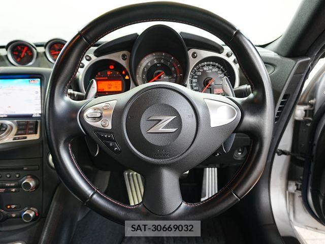 Nissan FAIRLADY Z 2013-04 7357704-10