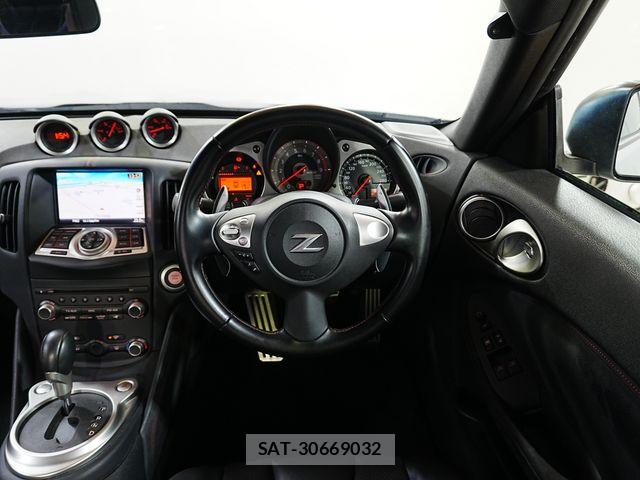 Nissan FAIRLADY Z 2013-04 7357704-7