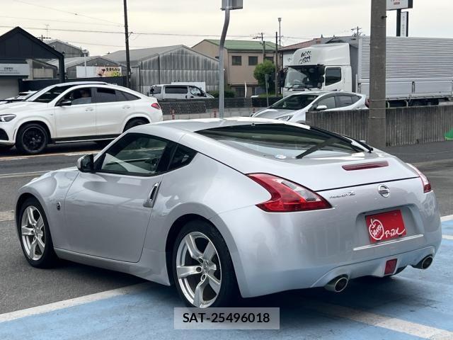 Nissan FAIRLADY Z 2011-06 7357715-9