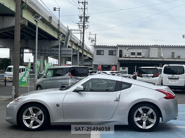 Nissan FAIRLADY Z 2011-06 7357715-11