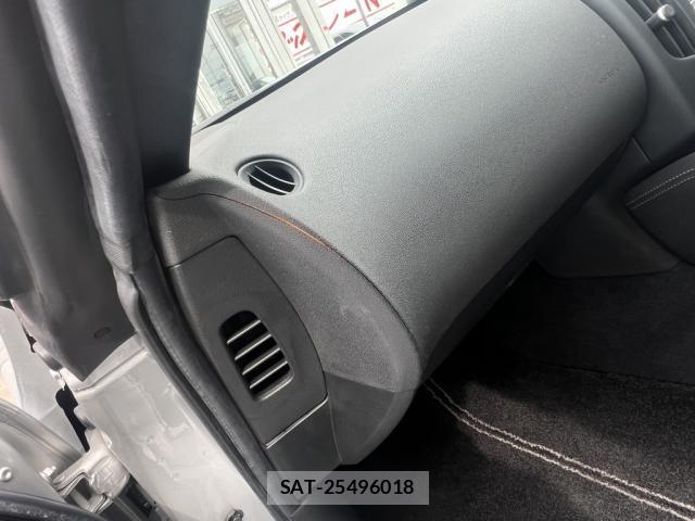 Nissan FAIRLADY Z 2011-06 7357715-21