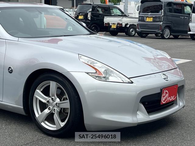 Nissan FAIRLADY Z 2011-06 7357715-5