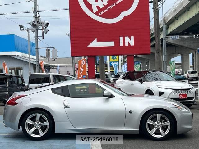 Nissan FAIRLADY Z 2011-06 7357715-6