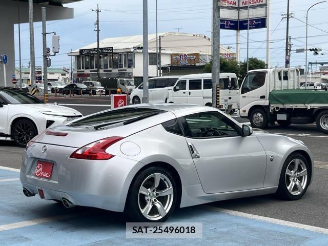 Nissan FAIRLADY Z 2011-06 7357715-7