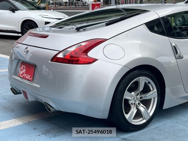 Nissan FAIRLADY Z 2011-06 7357715-8