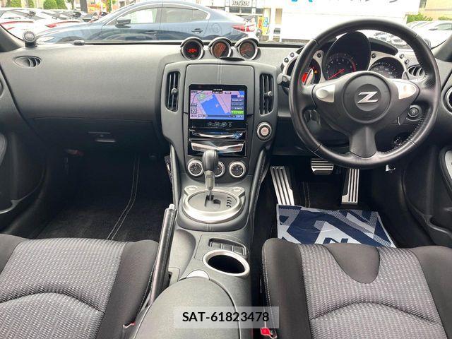 Nissan FAIRLADY Z 2012-08 7392125-1