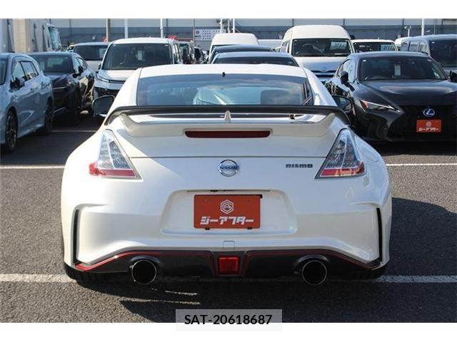 Nissan FAIRLADY Z 2014-02 7390913-9