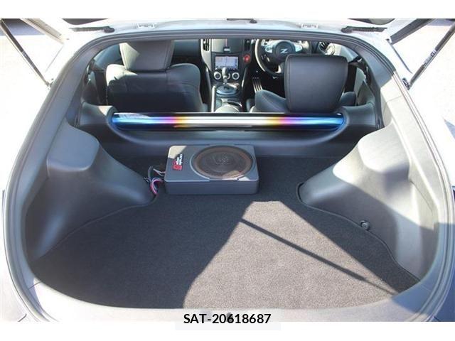 Nissan FAIRLADY Z 2014-02 7390913-27