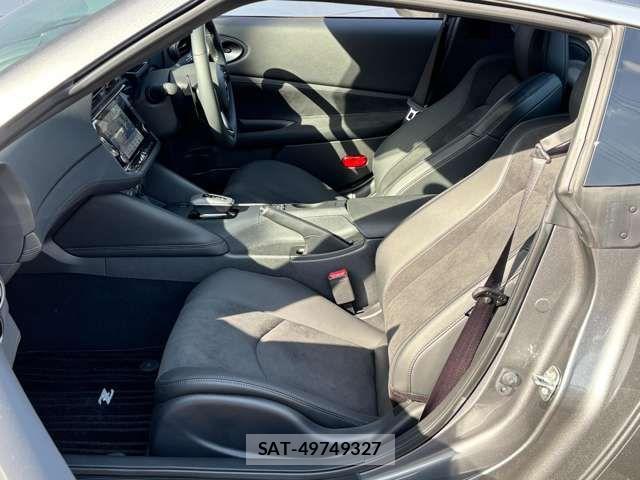 Nissan FAIRLADY Z 2025-02 7390915-19