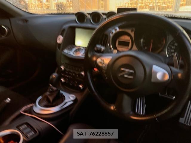 Nissan FAIRLADY Z 2009-03 7454257-12